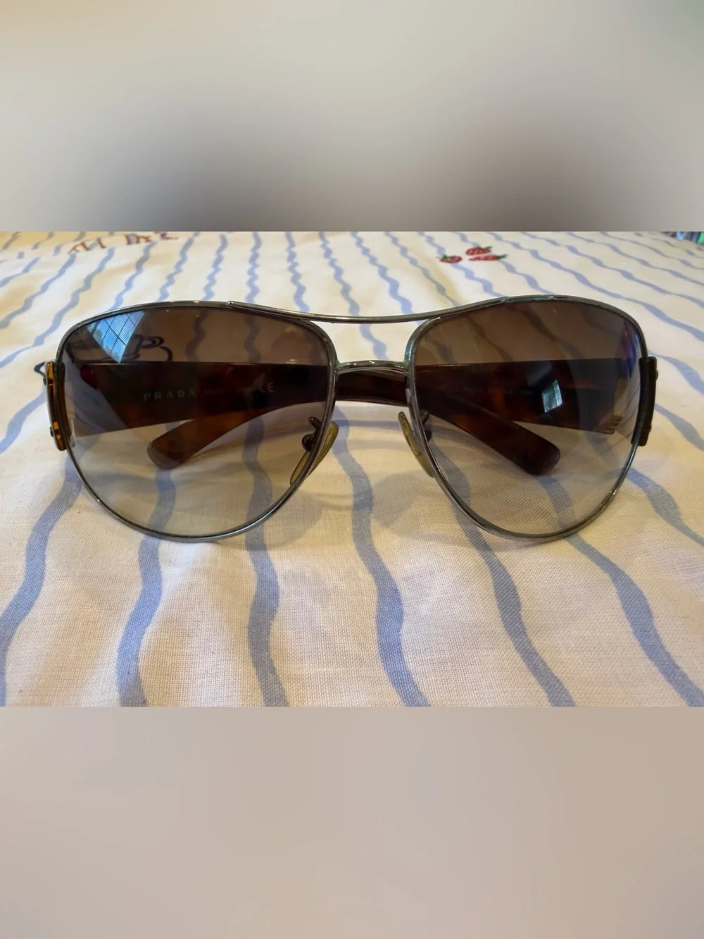 Authentic Prada Tortoise Shell Aviator Sunglasses 🕶️🇮🇹